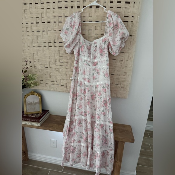 Altar'd State Dresses & Skirts - Altar’d State Floral Puff-Sleeve Maxi Dress in Blush Pink